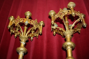 Candle Sticks style Romanesque en Bronze / Gilt, France 19th century