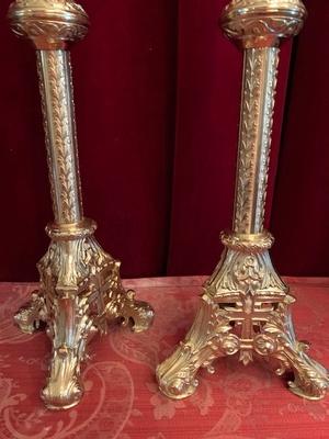 Candle Sticks Measures Without Pin style Romanesque en Bronze / Polished and Varnished, France 19th century