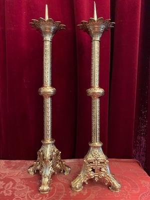 Candle Sticks Measures Without Pin style Romanesque en Bronze / Polished and Varnished, France 19th century