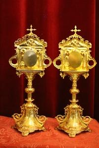 Reliquaries. Ex Ossibus Unknown Saints. style Romanesque en Bronze / Polished and Varnished, France 19th century / Relics inside 18th century