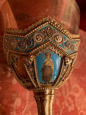 Romanesque-Style Full Silver/Gilt Chalice & Ciborium, Richly Enamelled, With Paten, In Very Good Condition style Romanesque en full silver / enamel medalions, France 19th century ( anno 1865 )