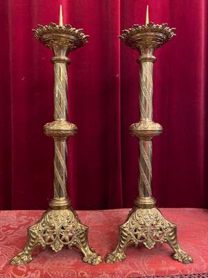 Candle Sticks Measures Without Pin style Romanesque - Style en Bronze Gilt, France 19 th century ( Anno 1890 )