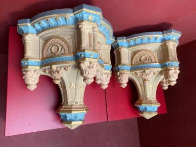 Matching Hanging Pedestals style Romanesque - Style en Terra-Cotta polychrome, France 19th century ( anno 1875 )