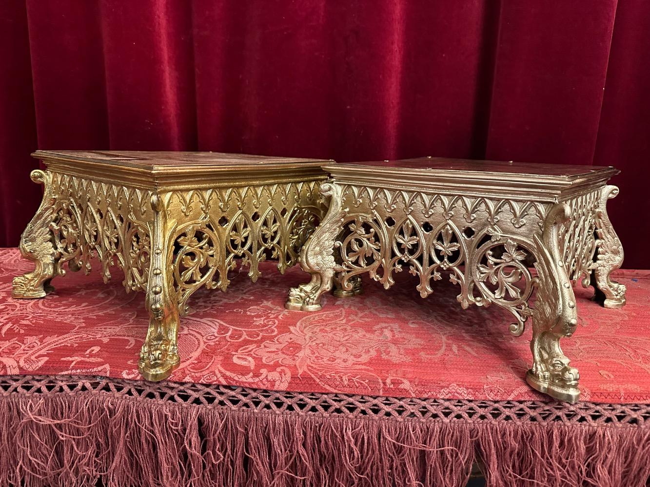 Pair Romanesque - Style Matching Tabors. Egual On 4 Sides