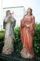 St. Mary And St. John Under The Cross en wood polychrome, Belgium 19th century