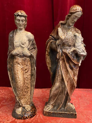 Statues By : Terraco Beesel en Terra - Cotta Glazed, Beesel Netherlands 20 th century