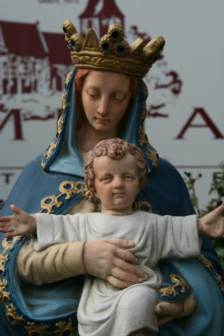 religious statue