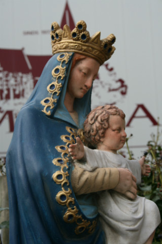 religious statue