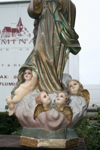religious statue