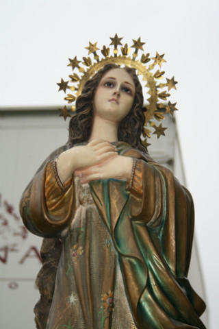 religious statue
