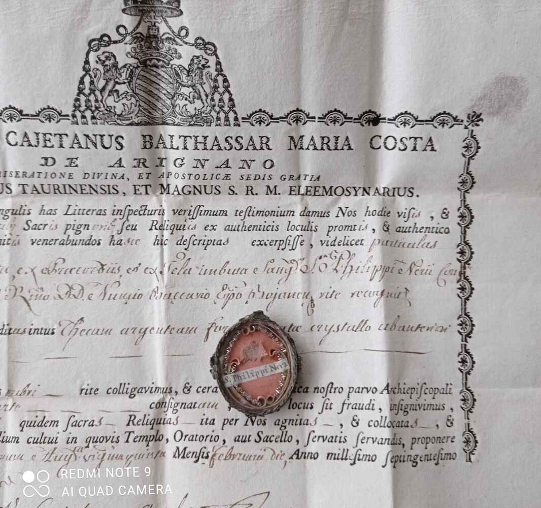 Reliquary With The Relic (Ex Cloth Soaked In Blood) Of St. St. Philippus Neri With Certificate.