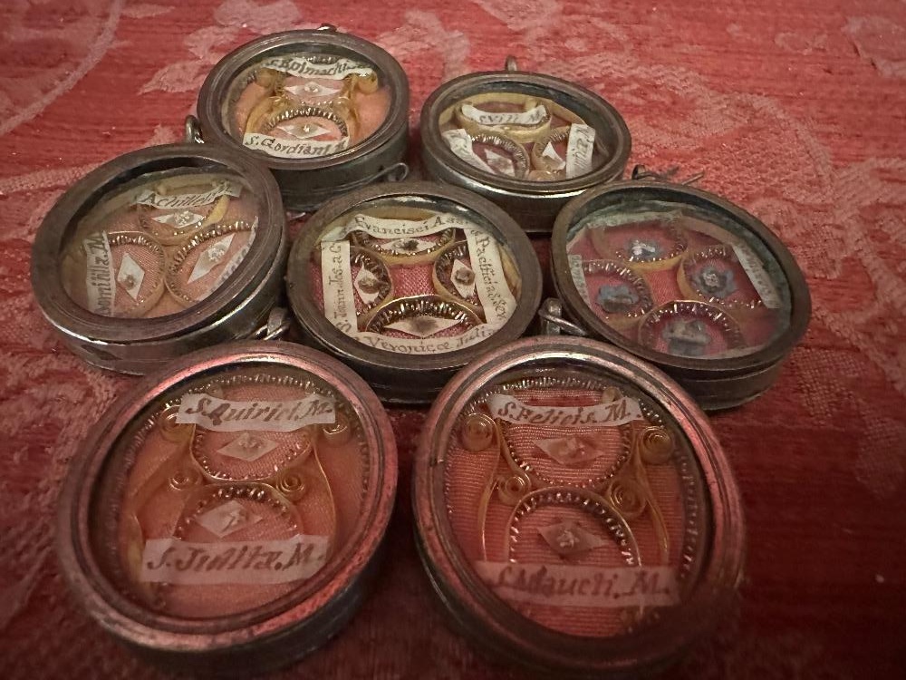 Series Of 7 Multi - Reliquaries Ex Ossibus Relics Of 20 Important Saints