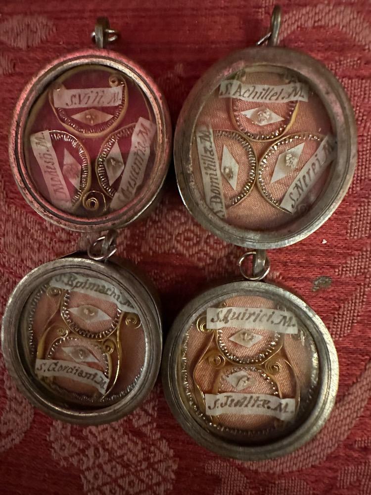 Series Of 7 Multi - Reliquaries Ex Ossibus Relics Of 20 Important Saints