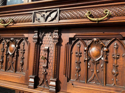 Complete Dining Set style Gothic - style en Walnut wood , France 19 th century