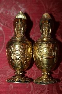 Cruets style Baroque en full silver / Gilt. Weight total 1.15 kgs., France 18 th century