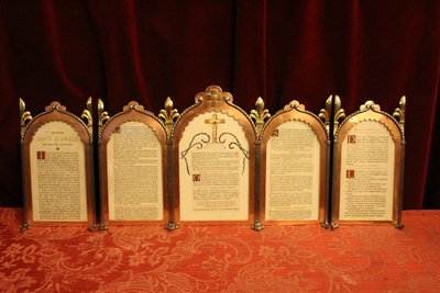 Canon Boards Measurements : 1 X 45 X 26 Cm. 2 X 26 X 15 Cm. en Brass / Copper / Polished / New Varnished, Belgium 19th century