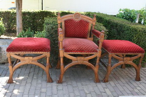 Priest – Choir – Seats  style Classical en Wood Oak / Fabrics, Belgium  19 th century anno 1890