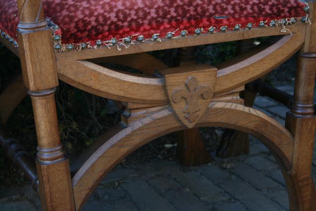 Set Classical Priest – Choir – Seats