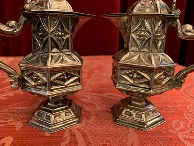 Cruets style Gothic - style en full silver, Belgium 19th century