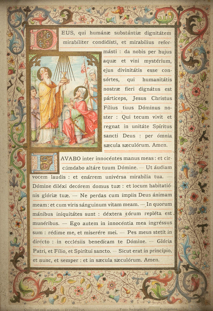 Set Neo Classicistic Canon Boards Measurements : 1 X 43 W X 27 H Cm. 2 X 18 W  X 25 H Cm.