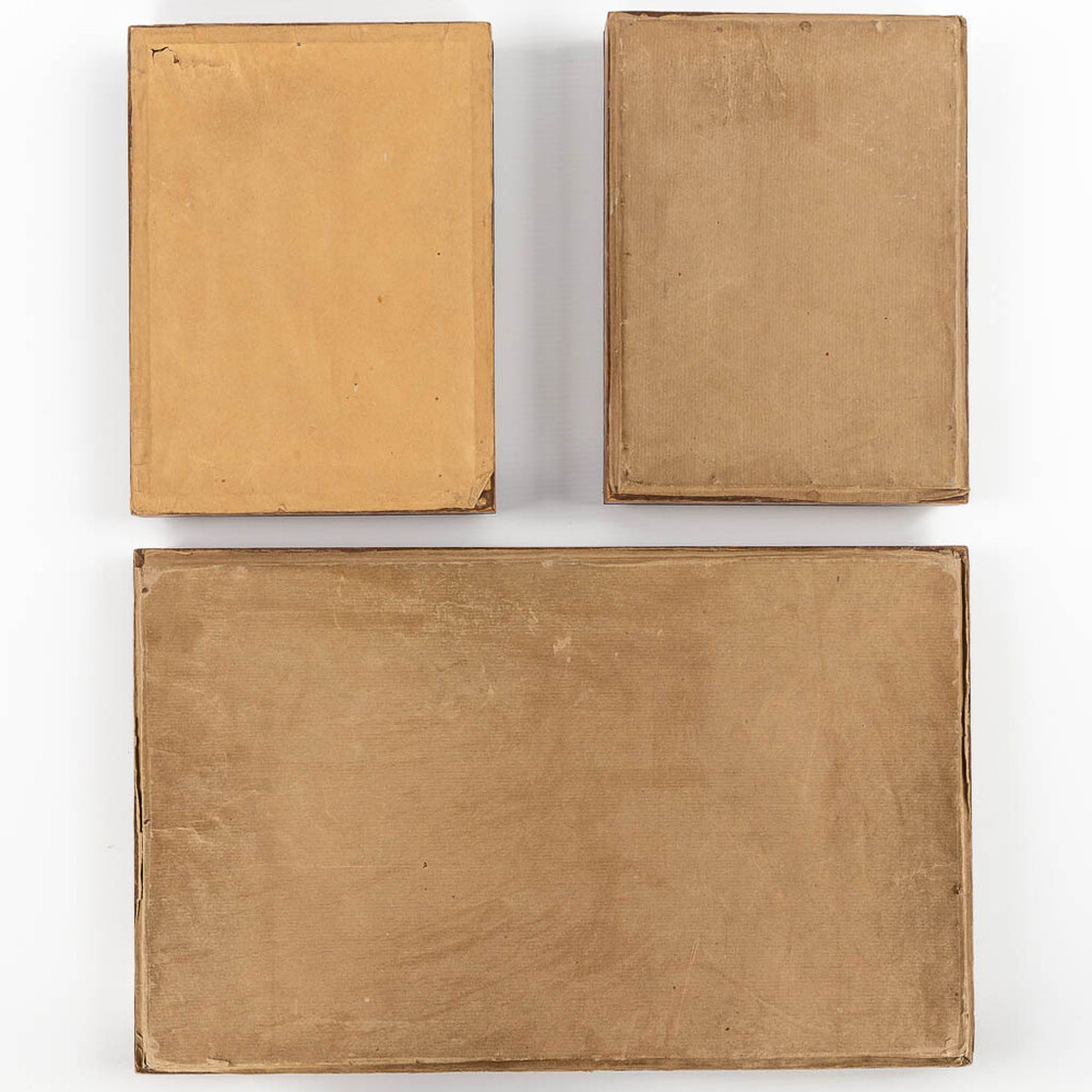 Set Neo Classicistic Canon Boards Measurements : 1 X 43 W X 27 H Cm. 2 X 18 W  X 25 H Cm.