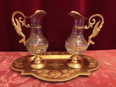 Cruets style Romanesque en Brass / Bronze / Gilt / Glass, France 19th century ( anno 1875 )