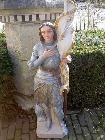 STATUE ST. JEANNE D ARC 