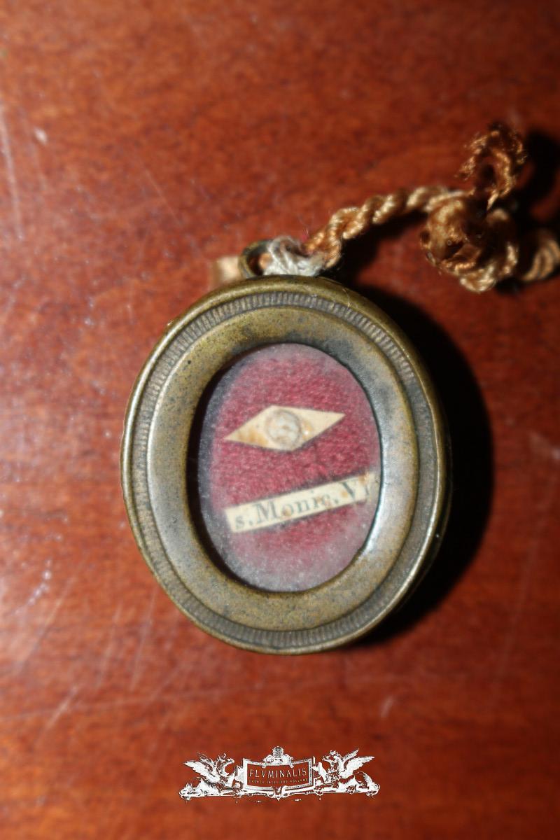 1 Relic Of St. Monica Virgine Reliquaries & Relics I Fluminalis